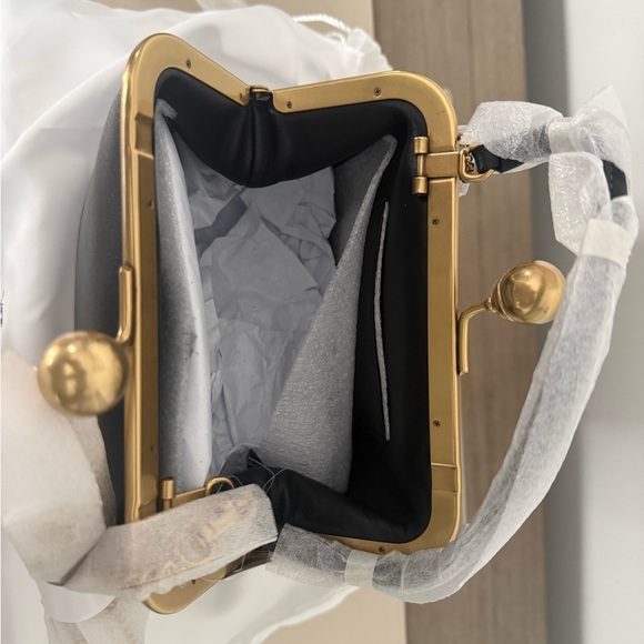 Coach Black Leather Kisslock Bag - Picture 7 of 7